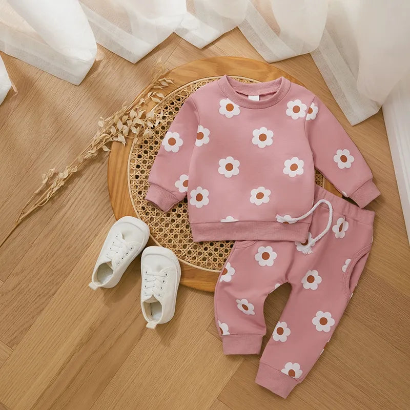 Greta Flower Power Outfit